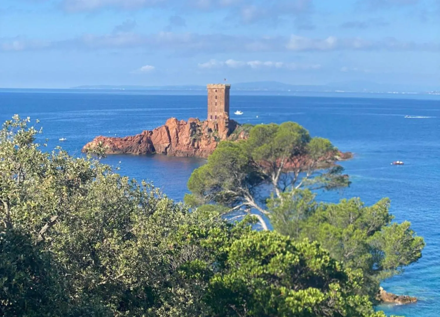La Cabane De Bob - Saint-Raphael 0*, Saint-Raphaël Francie