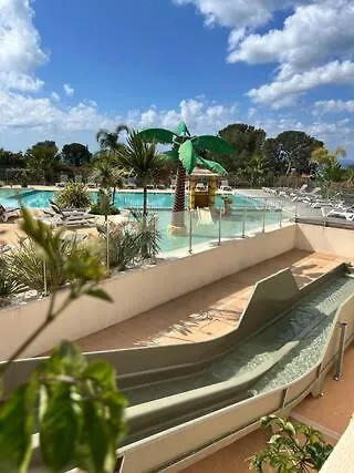 La Cabane De Bob - Saint-Raphael Kemp Saint-Raphaël
